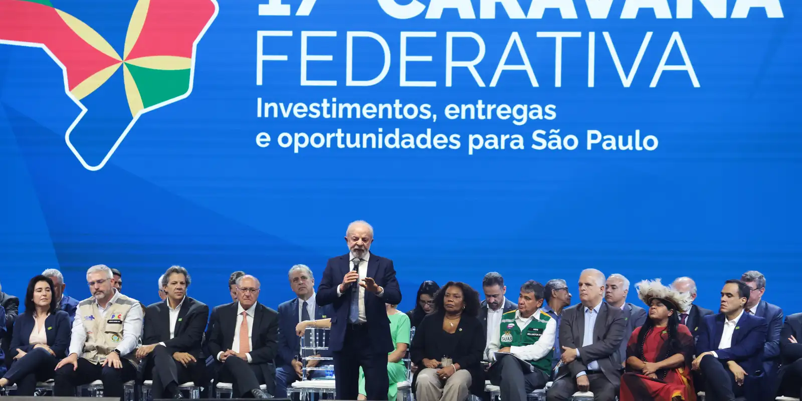 Lula questiona BC sobre corte da Selic: ‘esperava pelo menos 0,5%’
