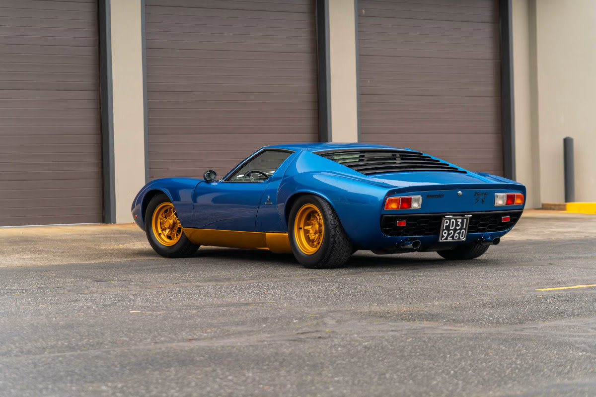 Este Lamborghini Miura SV único pode quebrar recordes em leilão