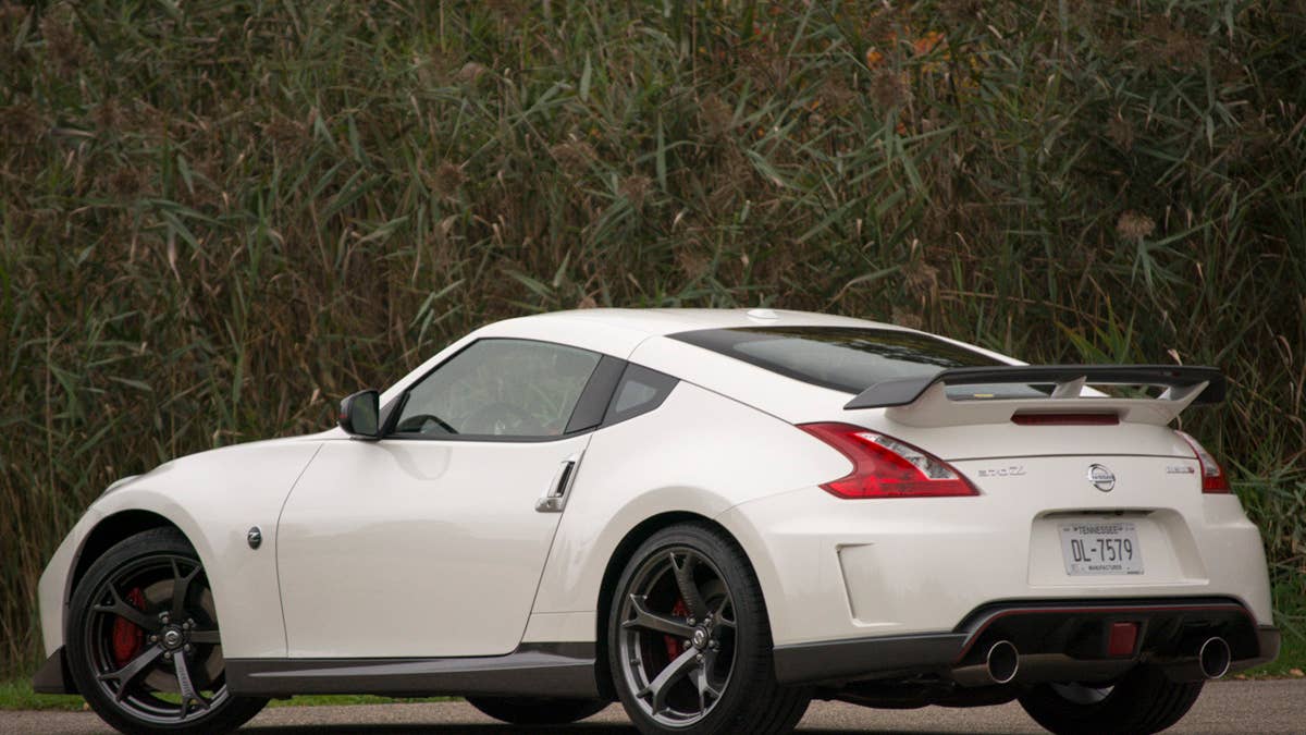 Este salão de automóveis acaba de proibir os proprietários de Nissan 350Z e Nissan 370Z de comparecer