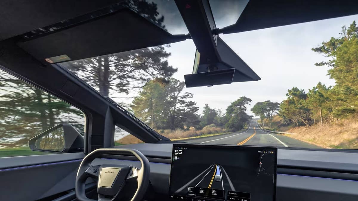 Tesla desativa FSD hackeado porque mais de 100.000 carros usam mods ilegais