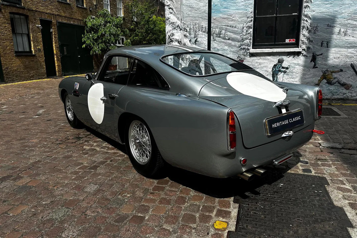 Este Aston Martin é um dos apenas dois exemplos legais para estradas