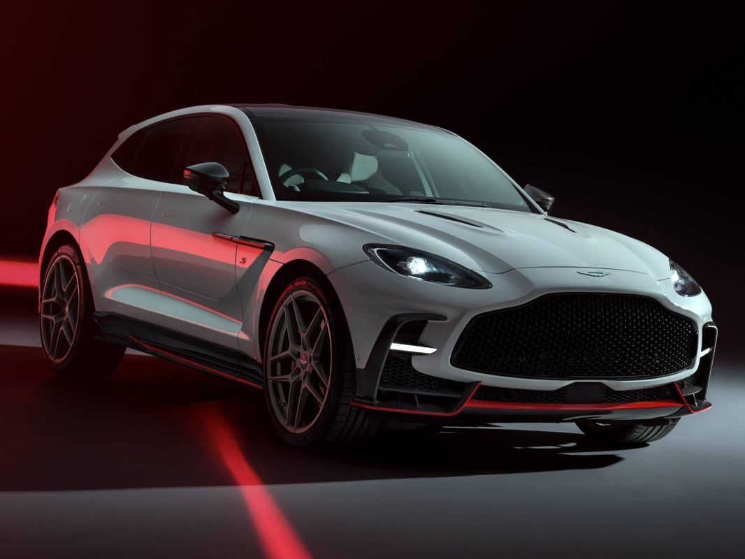 Aston Martin faz recall de DBX novamente apenas uma semana após recall anterior
