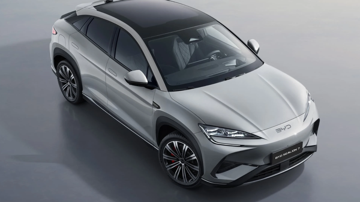 Até um especialista japonês ficou impressionado com este BYD EV