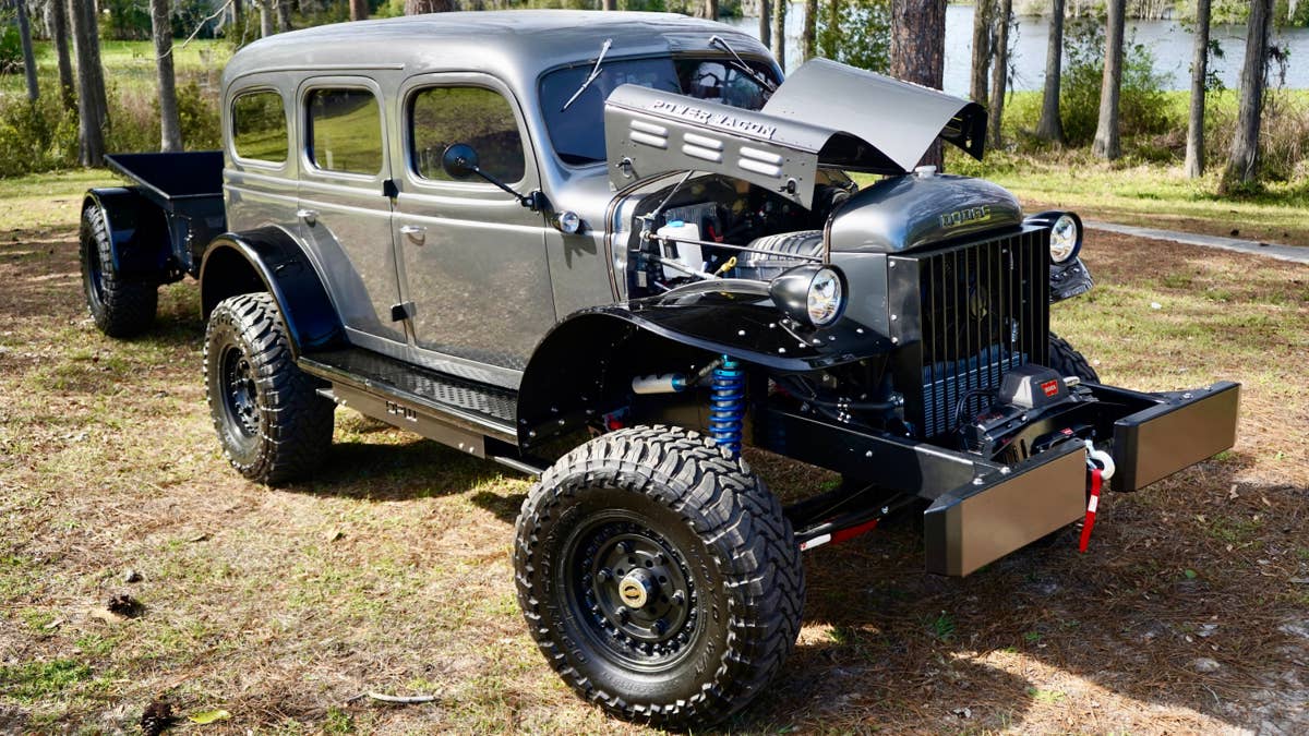 Este caminhão militar da 2ª Guerra Mundial tem um Hellcat V8 e custa US$ 500 mil