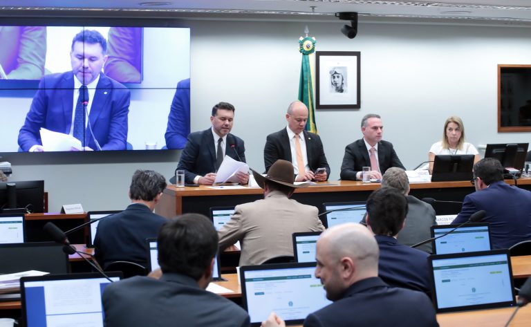 Conselho de Ética pode instaurar novos processos nesta quarta-feira – Notícias