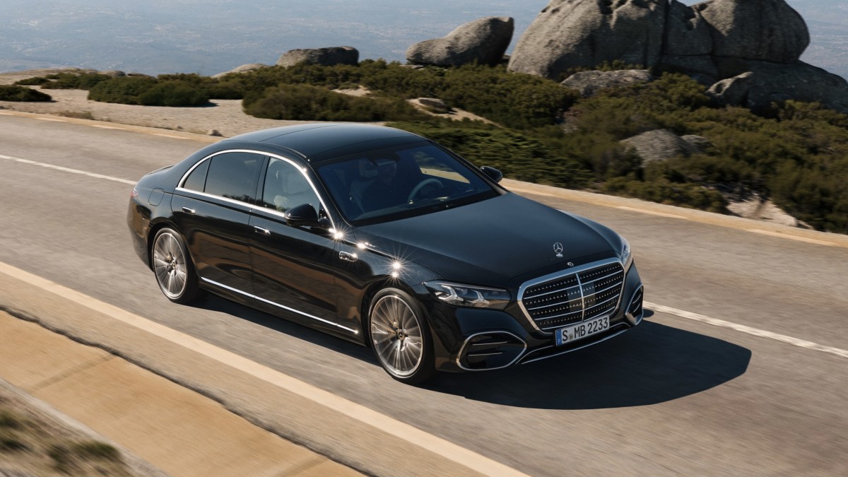 Como os compradores americanos mantiveram o Mercedes V8 vivo