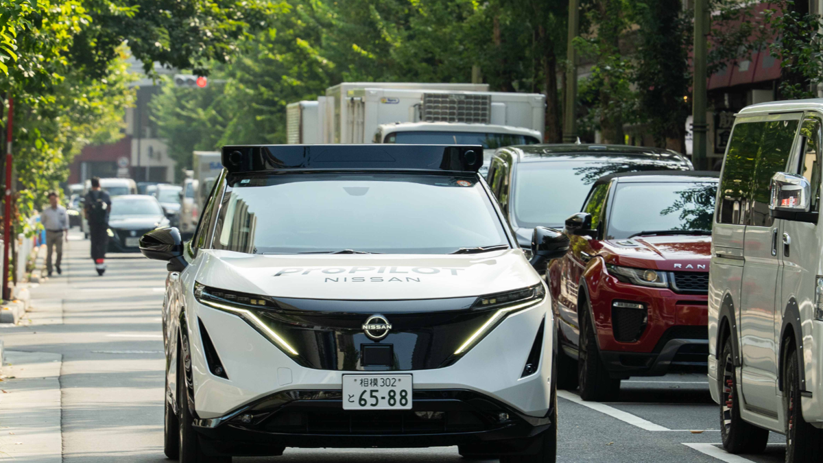 Nissan afirma que seus próximos veículos elétricos poderão dobrar a autonomia até 2028