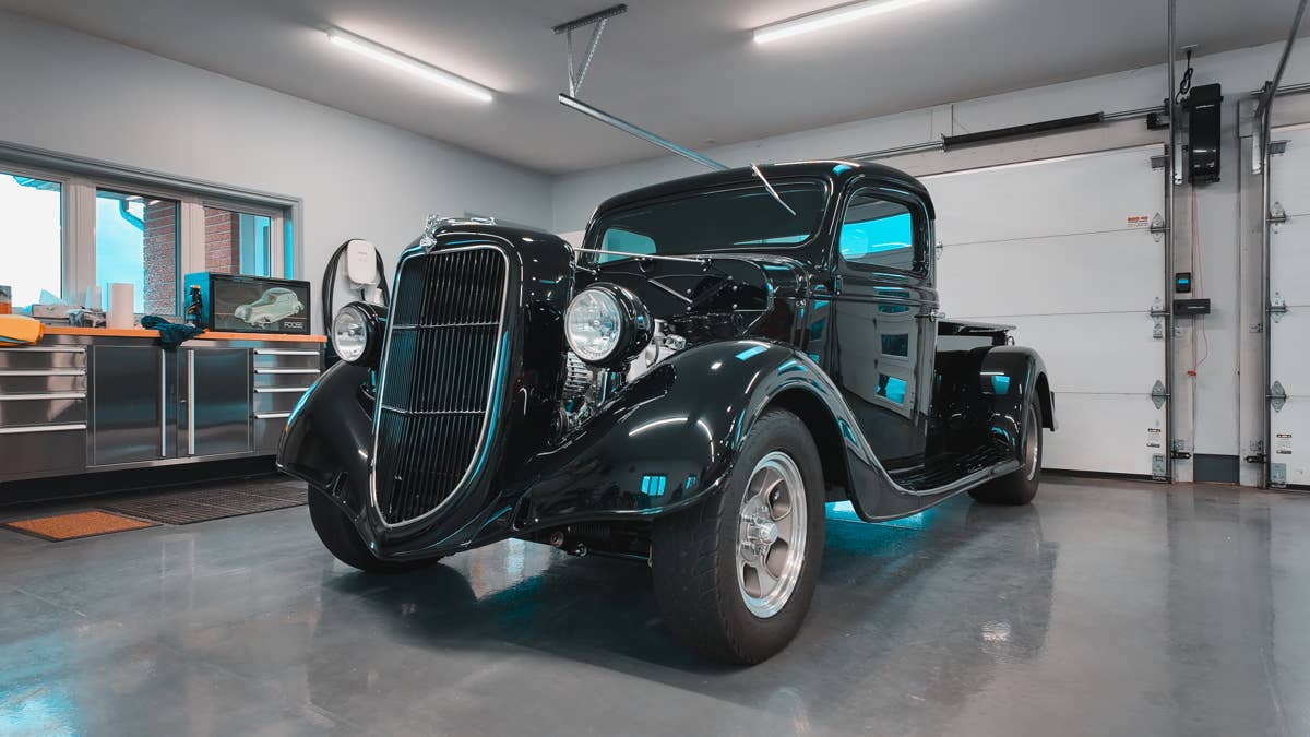 Ele deu seu Ford e passou 7 anos trazendo um de volta