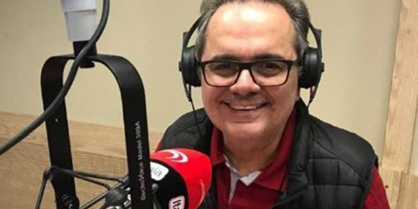 Ícone do rádio esportivo mineiro, Milton Naves morre aos 70 anos