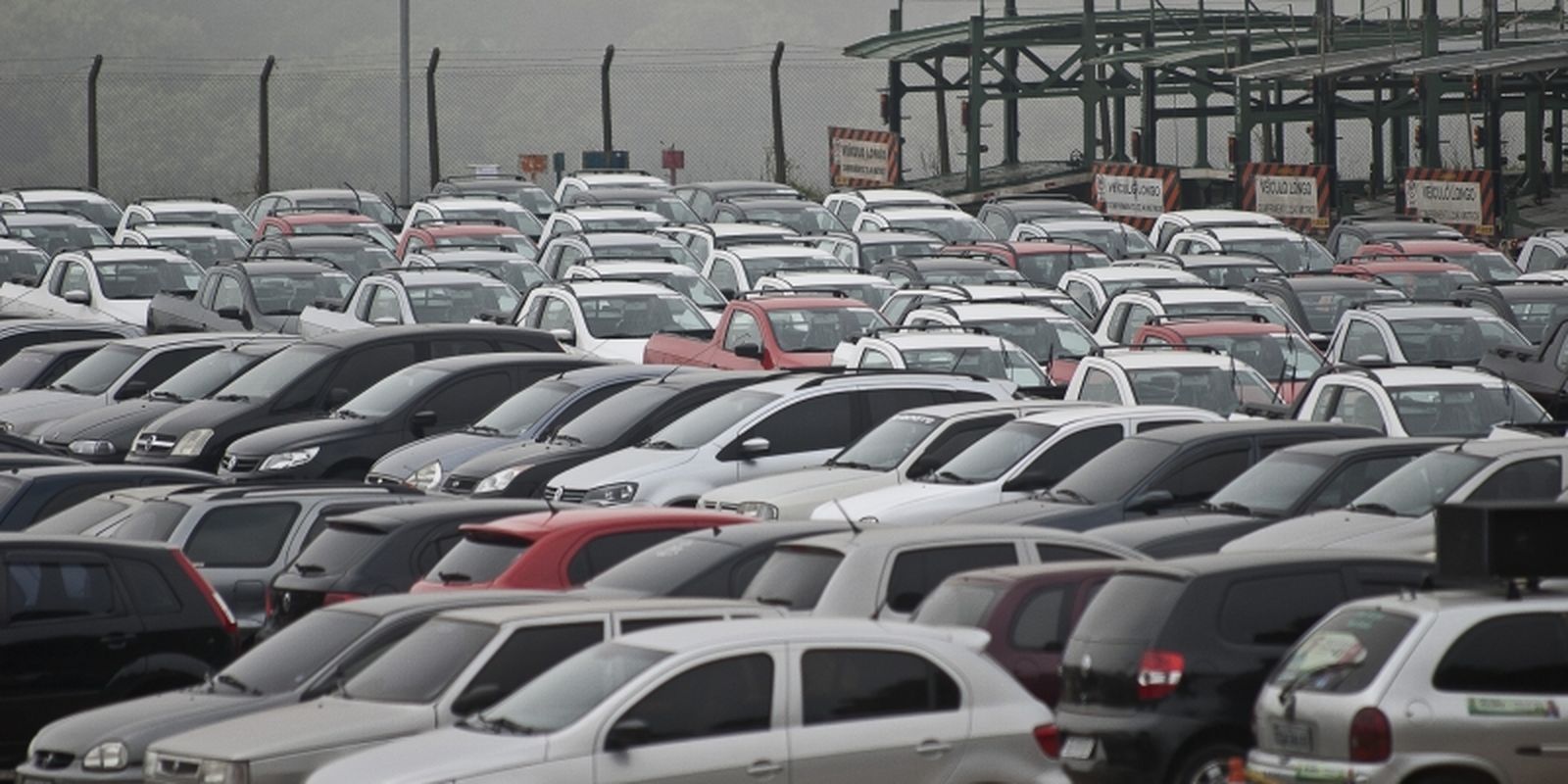 Produção de veículos cresce 2,4% em abril, diz Anfavea