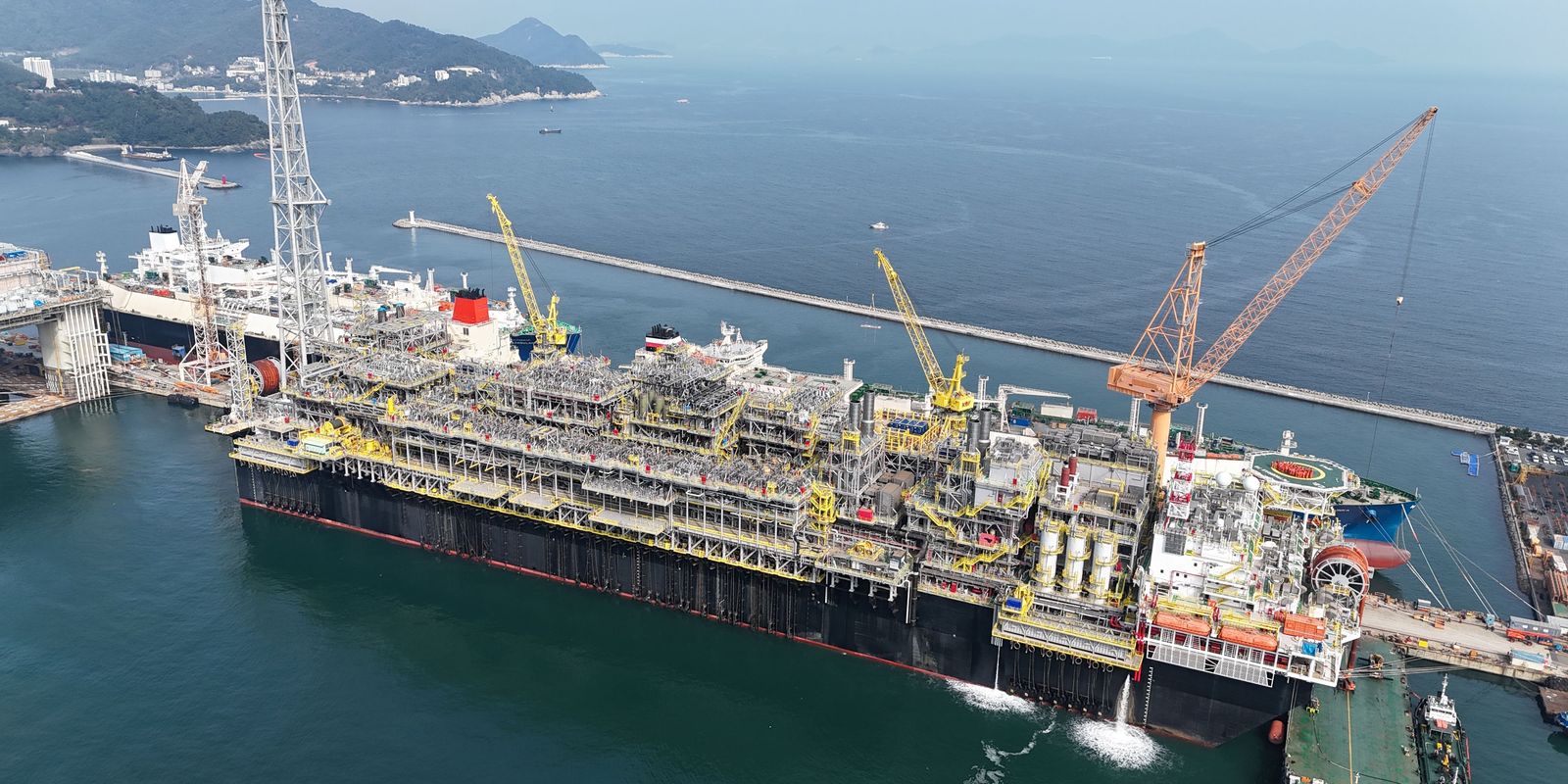 Petrobras inicia P-79 e reforça produção de petróleo e gás no país