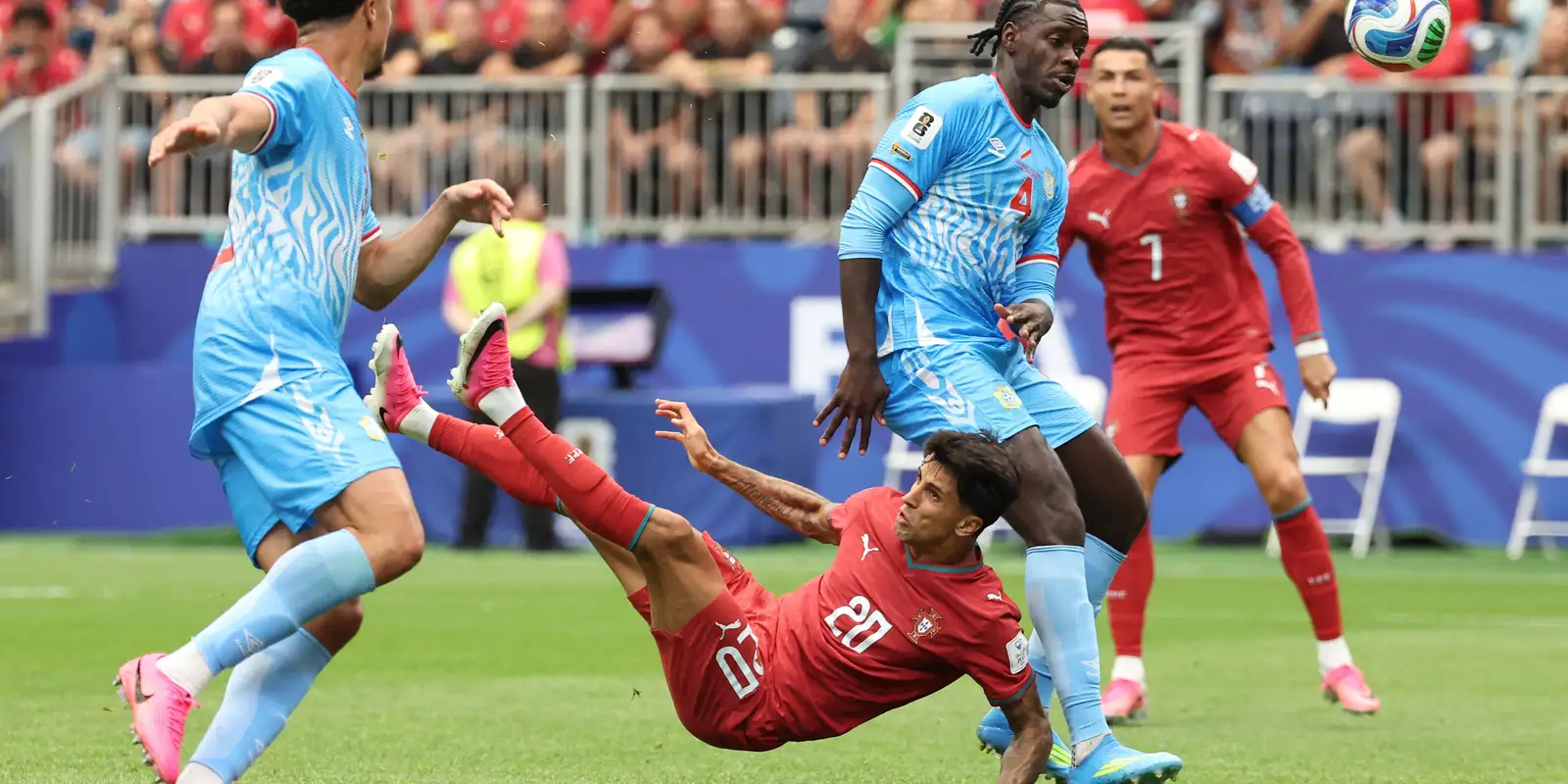 Portugal e RD Congo empatam; congoleses marcam primeiro gol em Copas