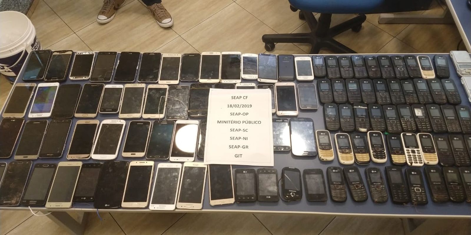Governo publica banco para reunir dados de celulares roubados