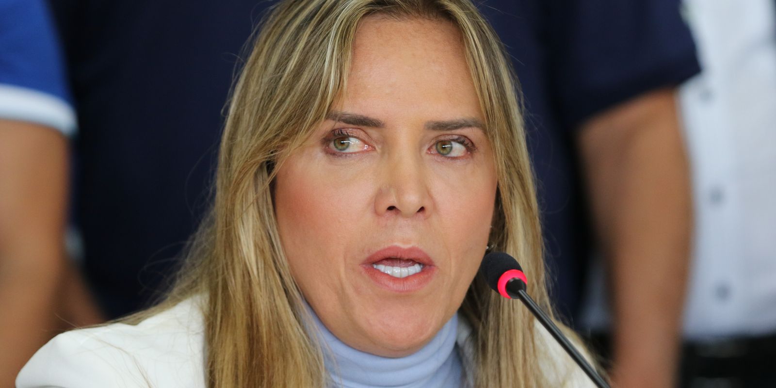 Governadora do DF recebe alta após apresentar quadro de pneumotórax