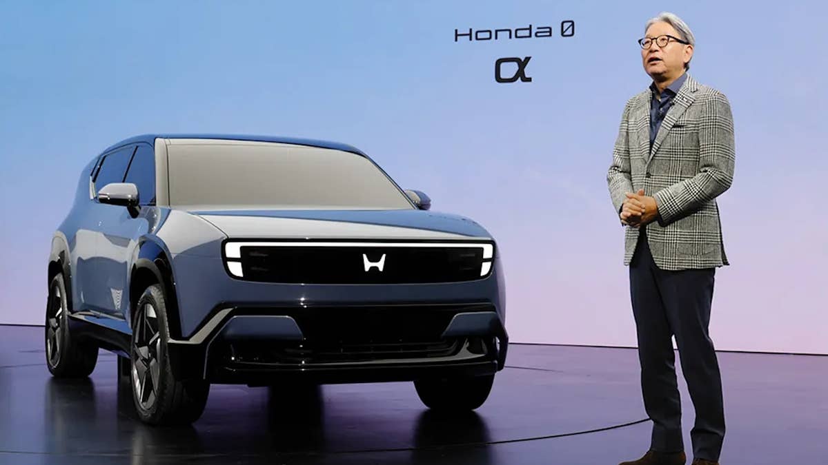 CEO da Honda pede desculpas e sobrevive à pressão dos acionistas à medida que a parceria com a Nissan se aproxima