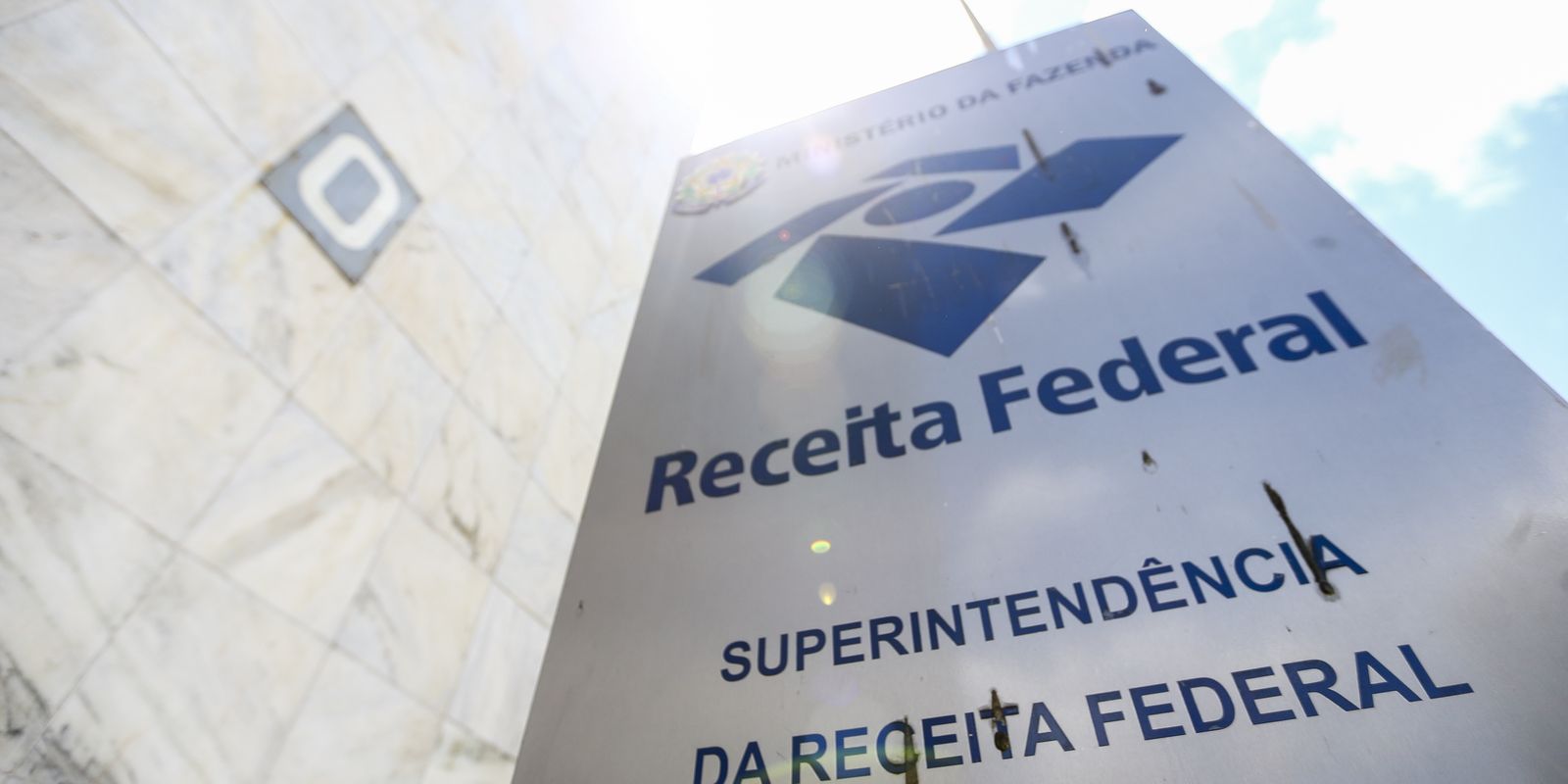 Receita passa a publicar lista de devedores contumazes