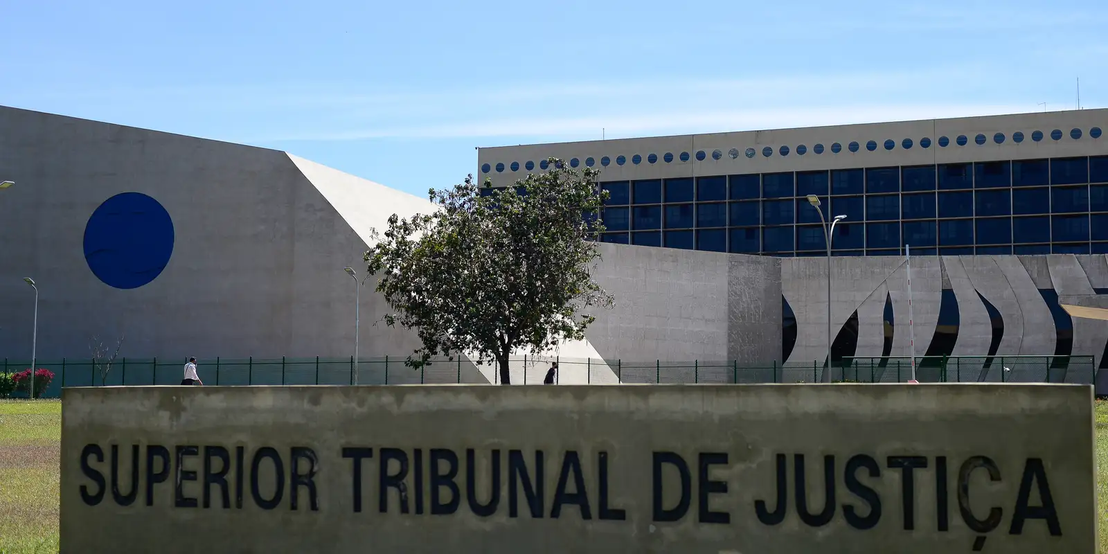 STJ relativiza estupro de vulnerável e mantém absolvição de acusado