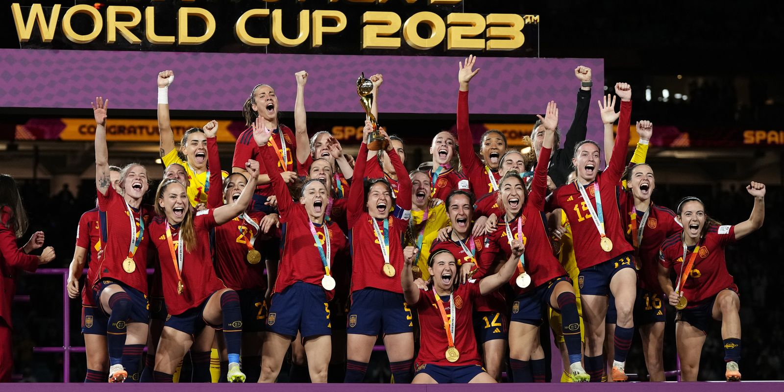 Finalista da Copa masculina, Espanha pode “unificar” títulos mundiais