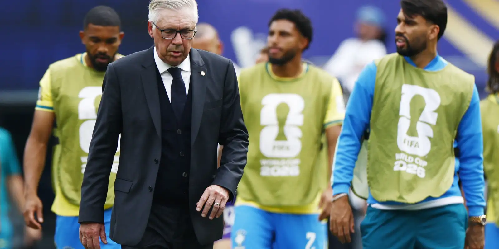 Ancelotti lamenta eliminação e já projeta novo ciclo: “Não é o fim”