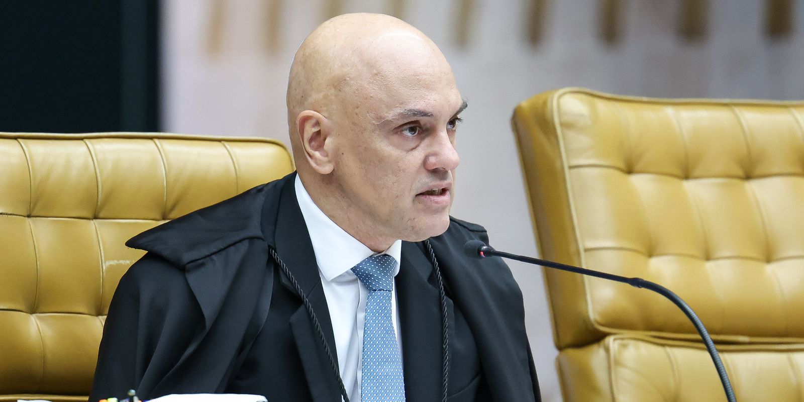 Moraes dá 10 dias para PF ouvir Flávio em caso de calúnia contra Lula