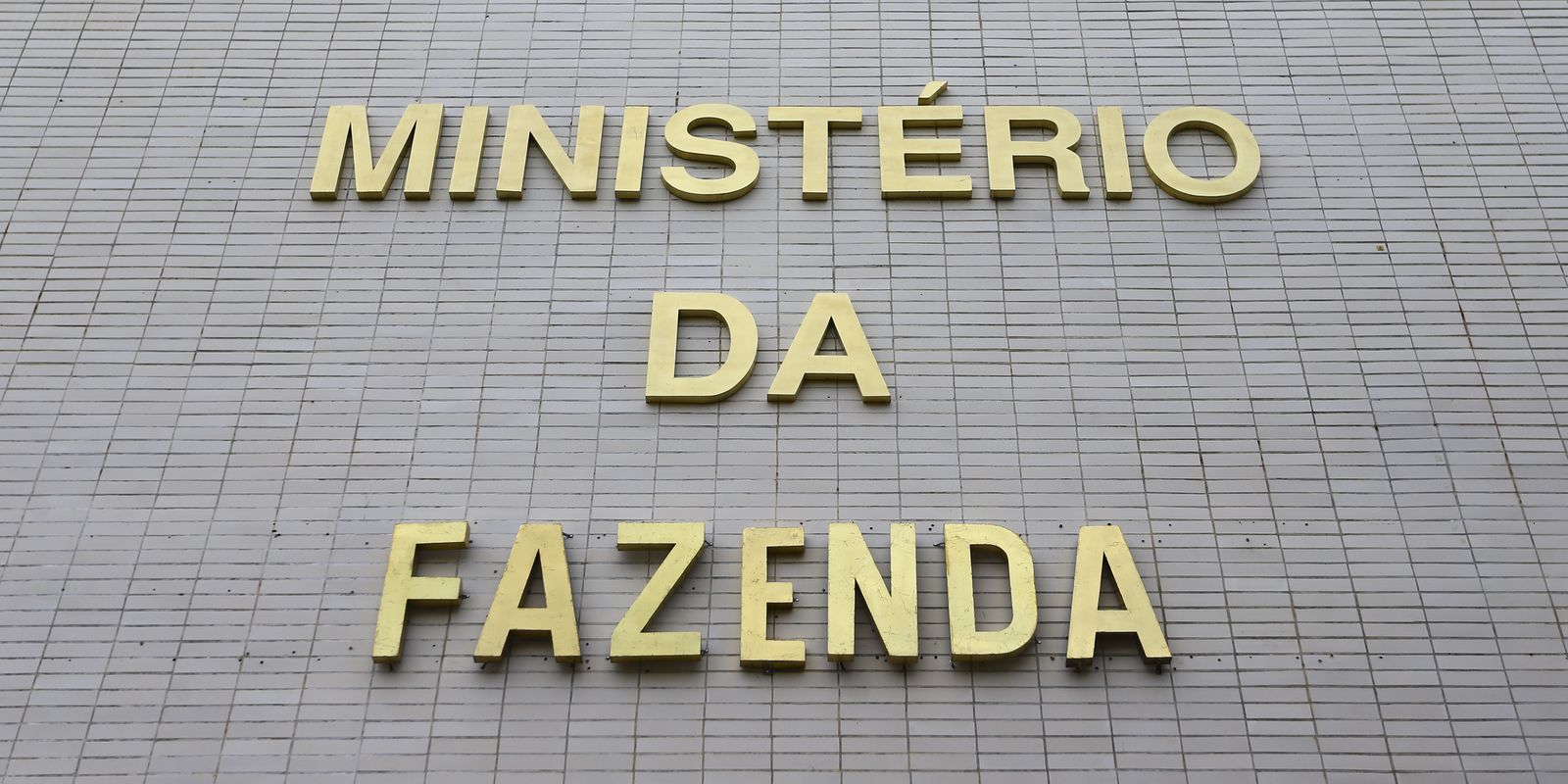 Com precatórios, previsão de déficit primário soma R$ 52 bilhões