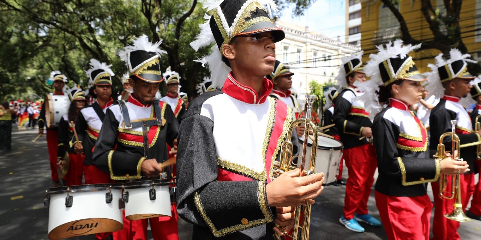 Fanfarras são tradição em desfiles em memória da Independência Baiana