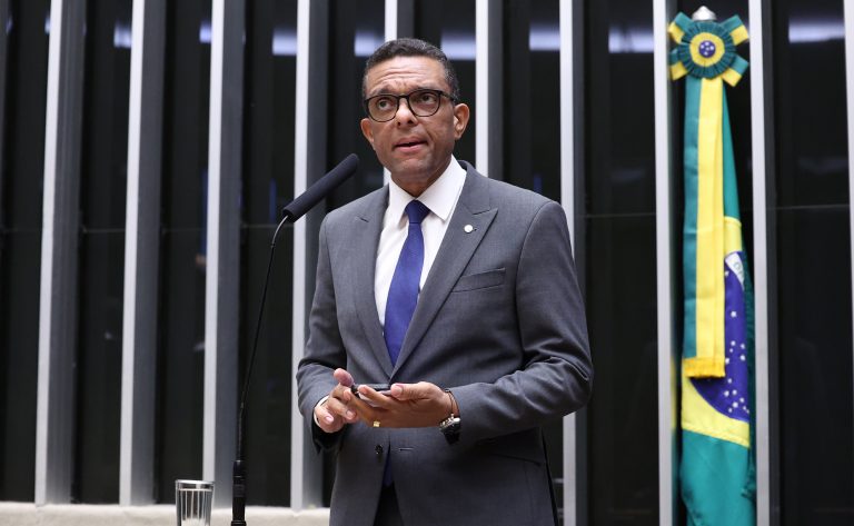 Comissão aprova projeto que garante acesso ao ensino técnico em todos os municípios – Notícias