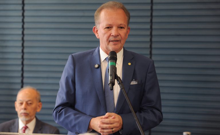 Lançada frente parlamentar em defesa de universidades públicas estaduais e municipais – Notícias