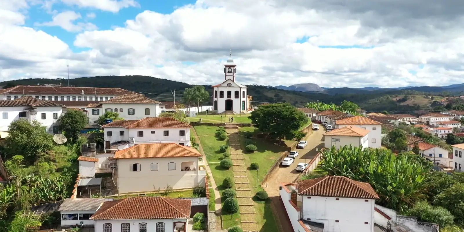 Para além do queijo certificado, cidade de MG oferece belezas naturais
