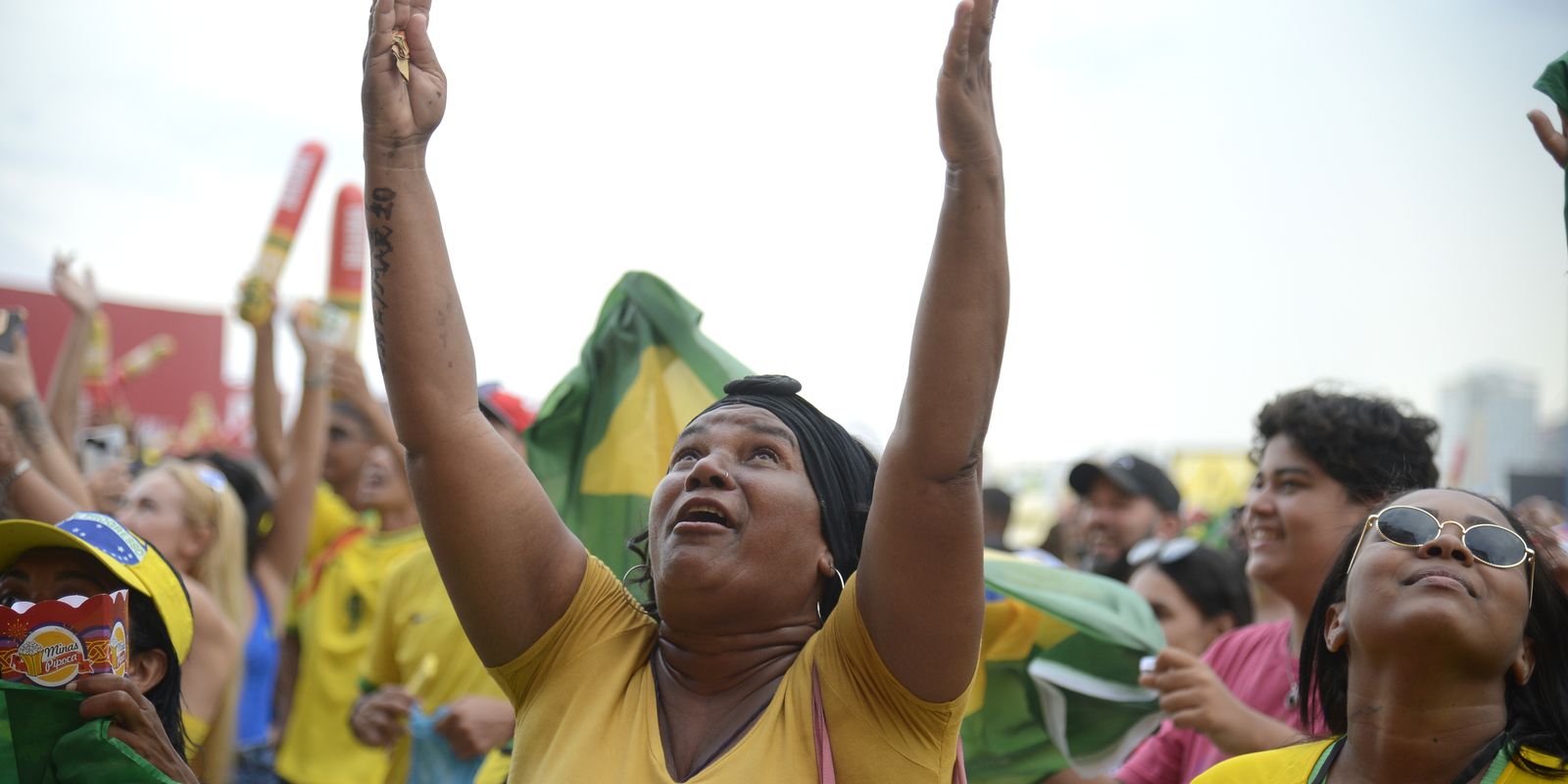 PM reforça a segurança em pontos de concentração de torcedores no Rio