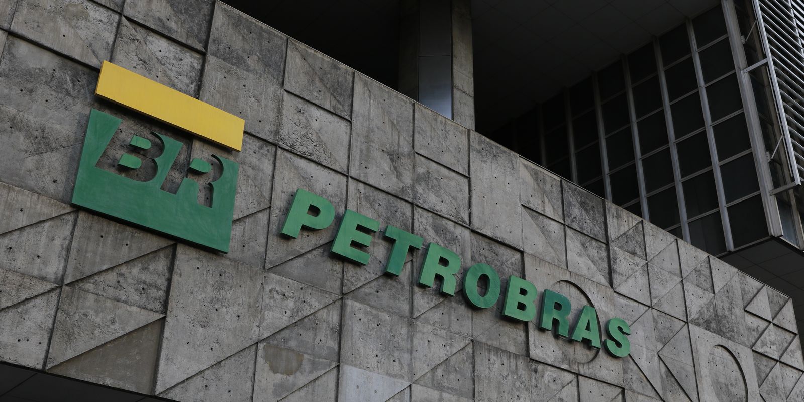 Petrobras atinge recorde de valor de mercado após descoberta no Amapá